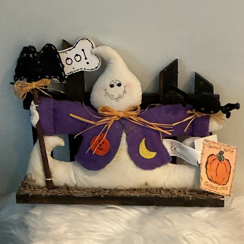 Dandee International Harvest Home Collections Ghost themed